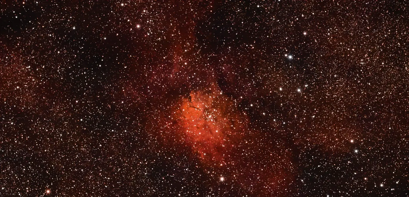 NGC 6820 · NGC 6823, Nébuleuse du Petit Renard, dans la constellation Petit Renard