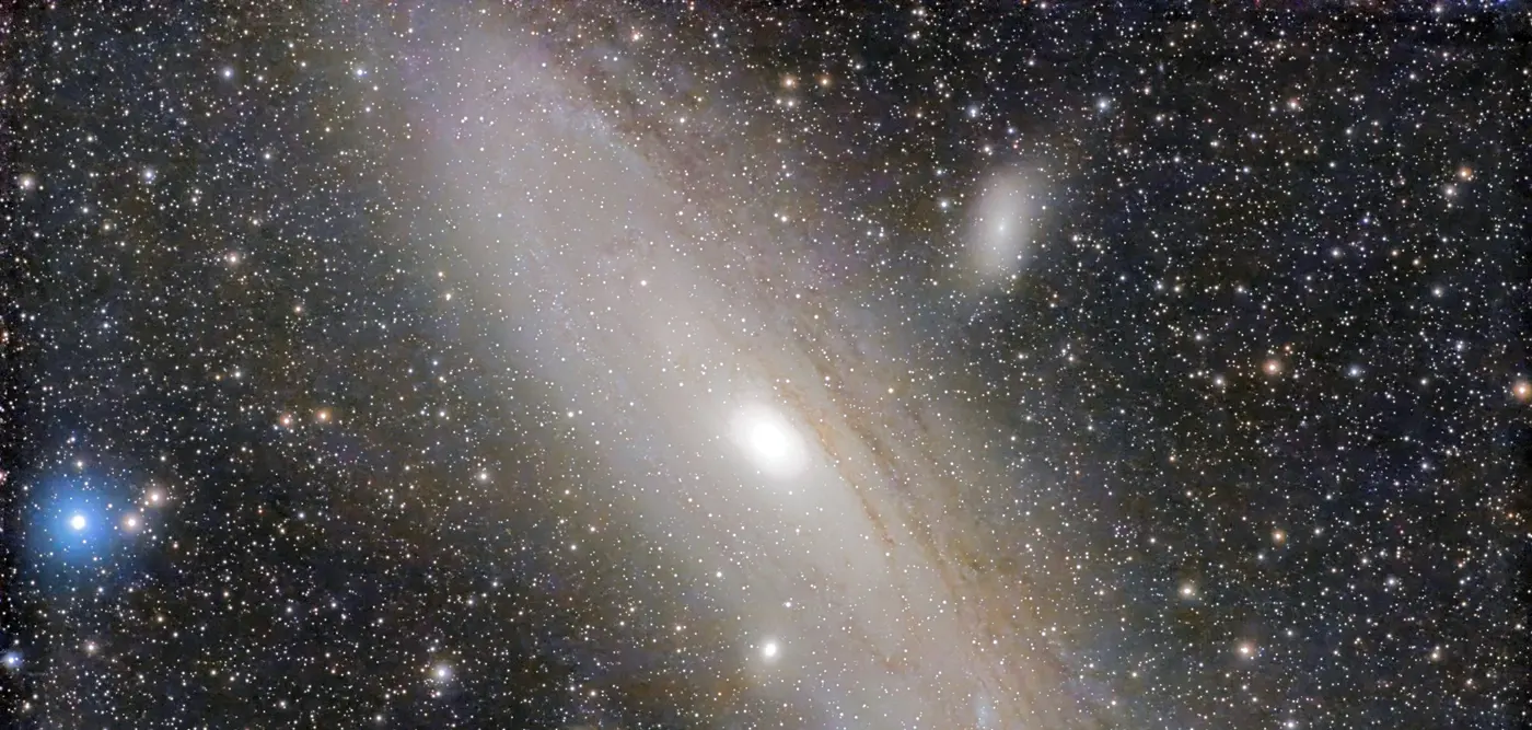 Galaxie d'Andromède, prise du 1er septembre 2026, 10 h 20 de pose, après correction par l'application